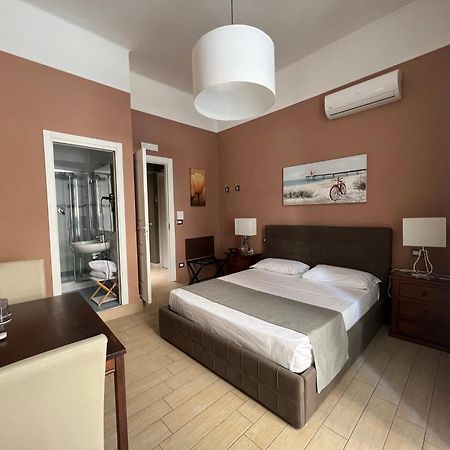 Relais Ranieri Bed & Breakfast Napoli Bagian luar foto