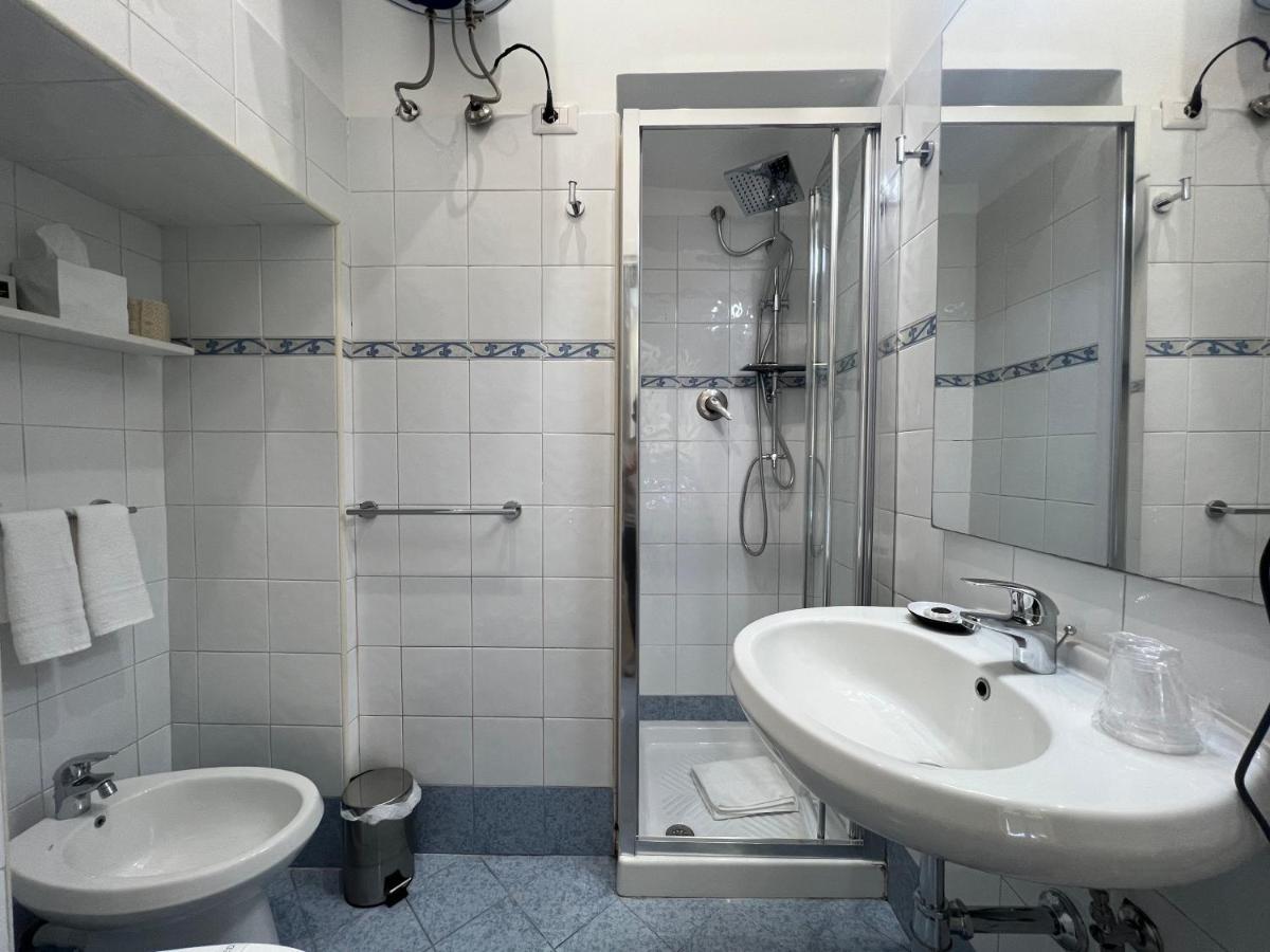 Relais Ranieri Bed & Breakfast Napoli Bagian luar foto