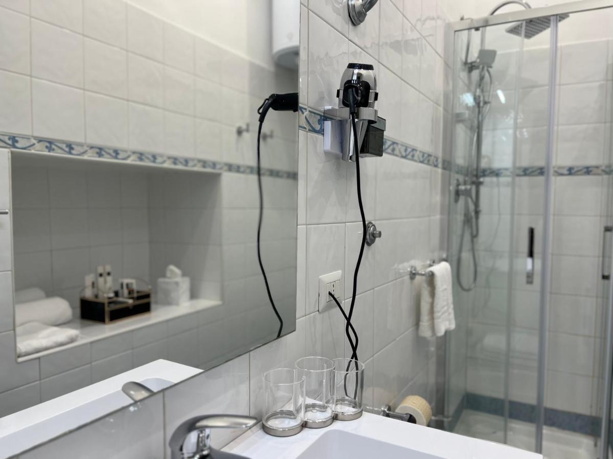 Relais Ranieri Bed & Breakfast Napoli Bagian luar foto