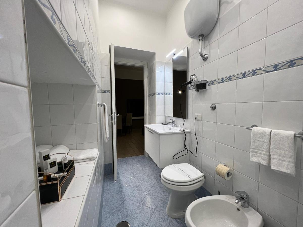 Relais Ranieri Bed & Breakfast Napoli Bagian luar foto