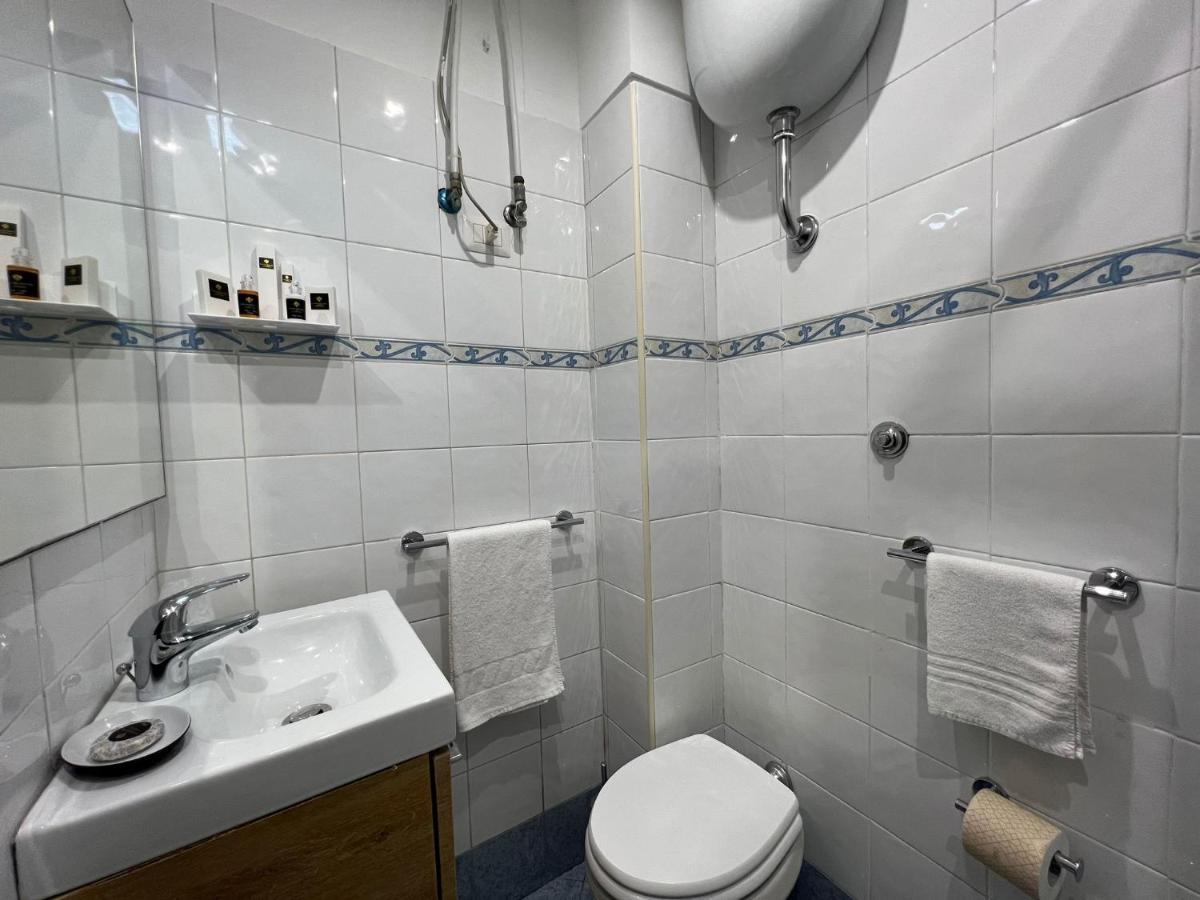 Relais Ranieri Bed & Breakfast Napoli Bagian luar foto