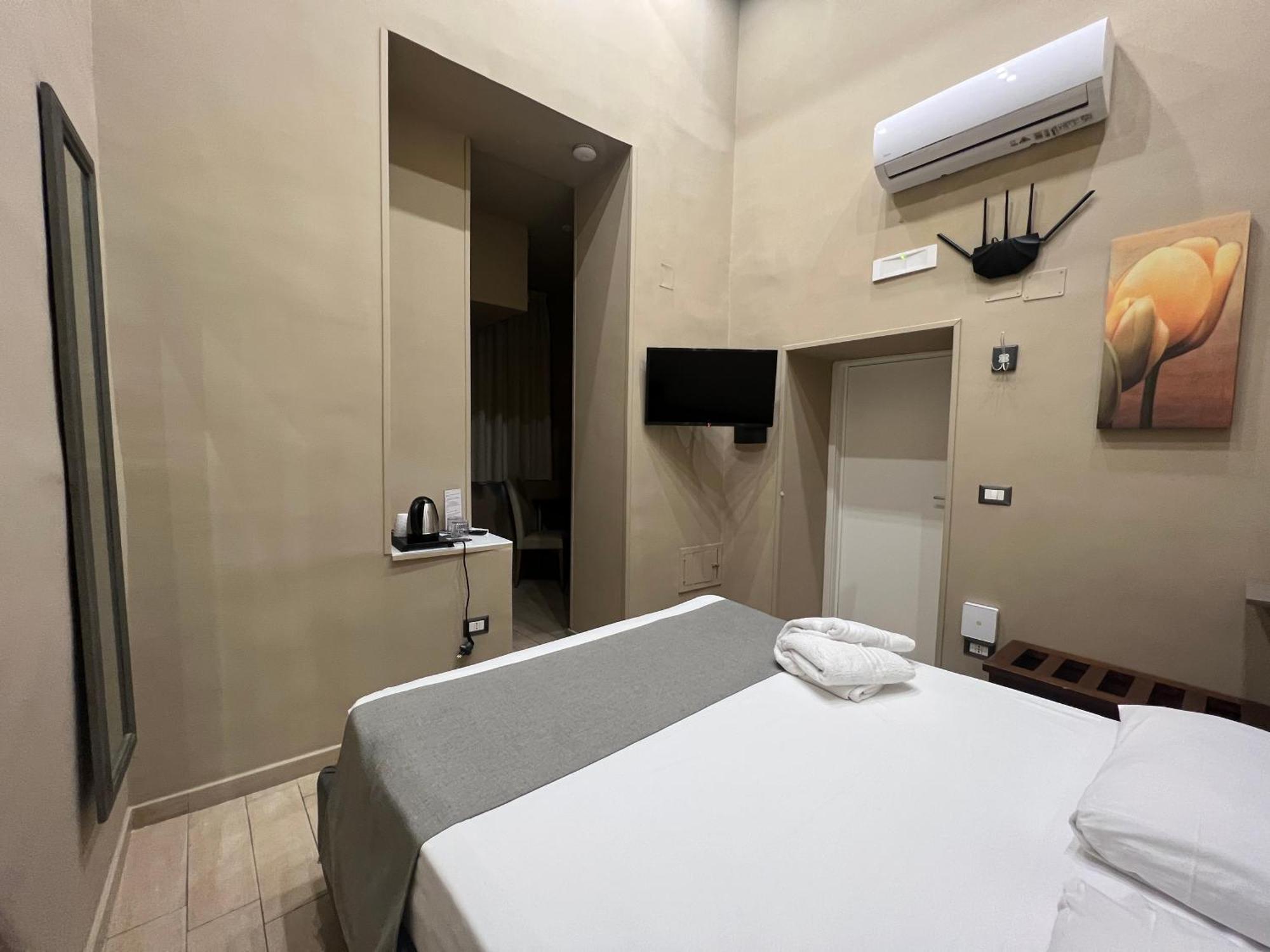Relais Ranieri Bed & Breakfast Napoli Bagian luar foto
